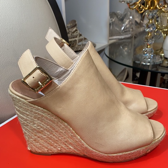 Beautiful Steve Madden brand new. - Picture 3 of 8